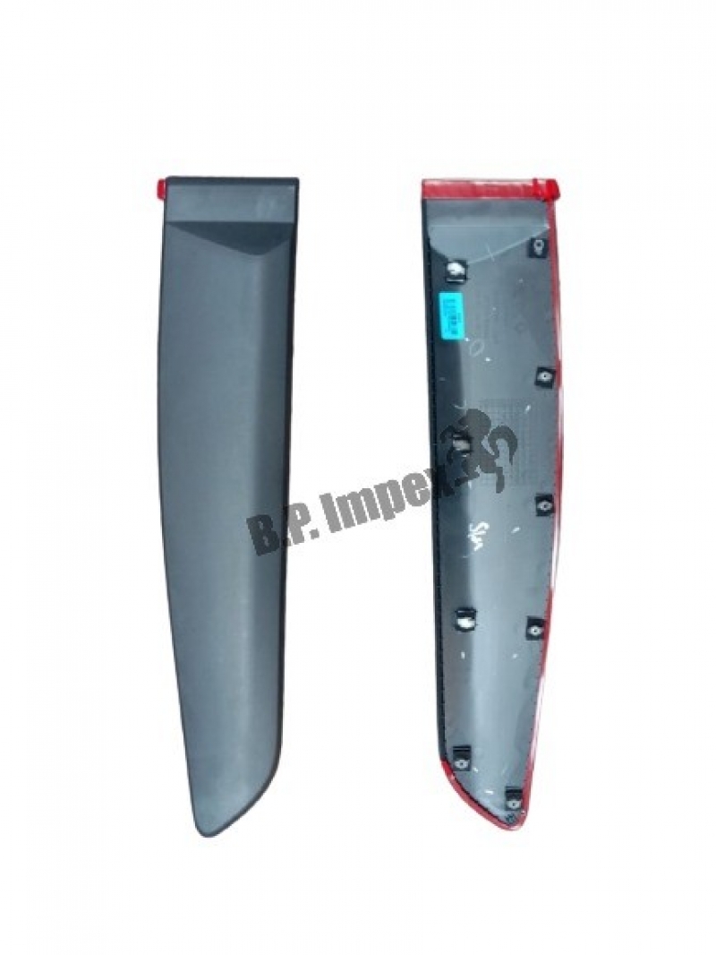 MOULDING ASSEMBLY REAR DRIVE WITH LINE RH